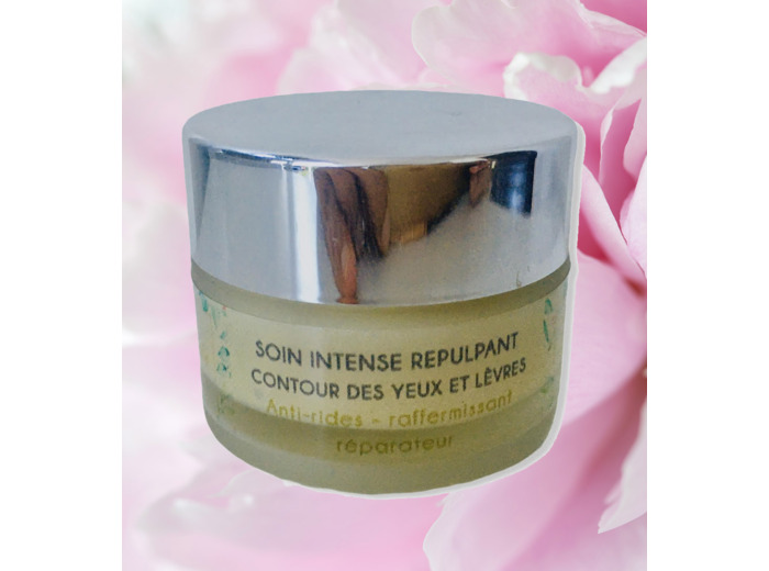 Soin intense contour des yeux et lèvres