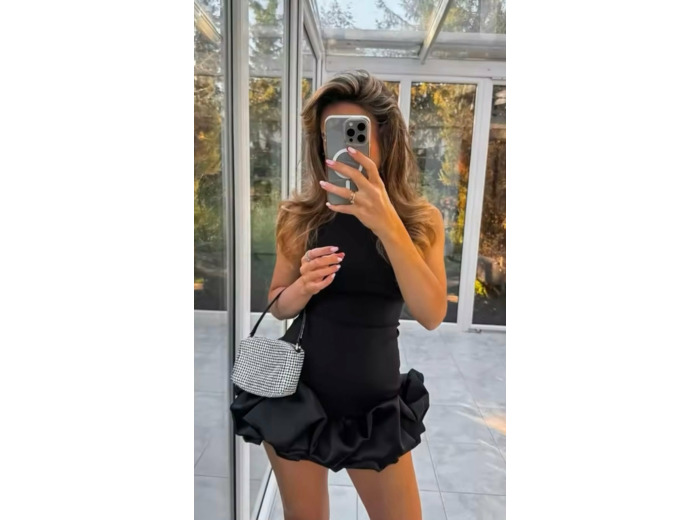 ROBE VALENTINE