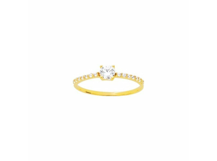 Bague en or jaune et oxyde de zirconium
