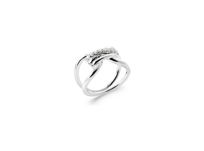 Bague en argent et oxydes de zirconium