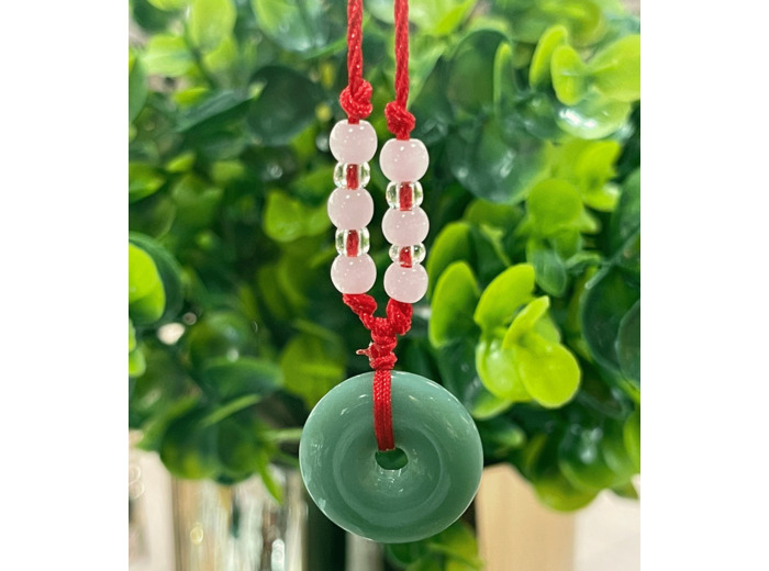 Collier Jade fil rouge