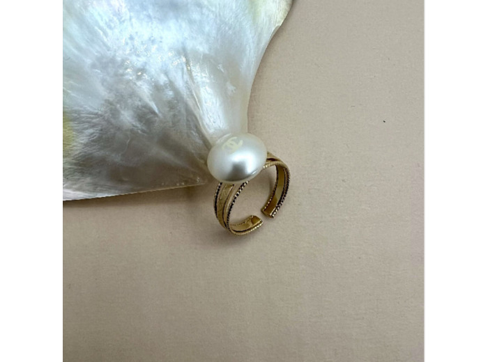 Bague upcyclée CHANEL