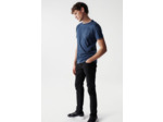 T-shirt teinté végétal et avec poche