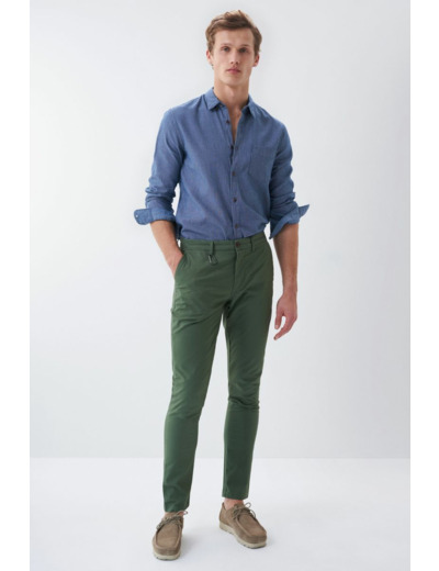 Pantalon chino Slim avec finition S-Repel