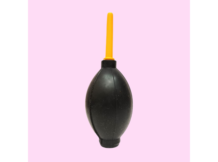 POIRE SECHE FAUX CILS