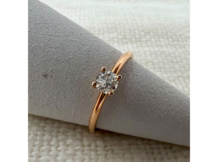 Bague en Or Rose et diamants