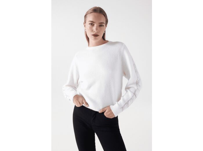 PULL EN LAINE AVEC BRILLANTS