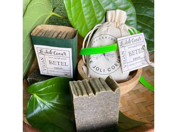 SAVON JOLI COEUR BETEL FABRICATION REUNION 100G