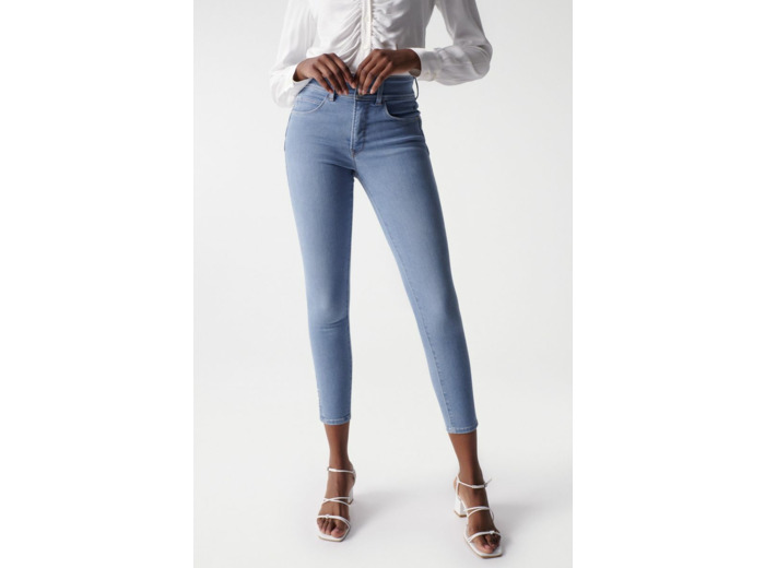 JEAN SECRET PUSH IN CROPPED SKINNY