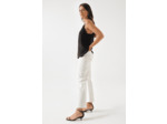 TOP EN SATIN AVEC DÉTAILS EN DENTELLE