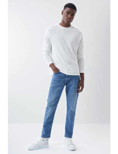 Jean Tapered avec délavage vintage