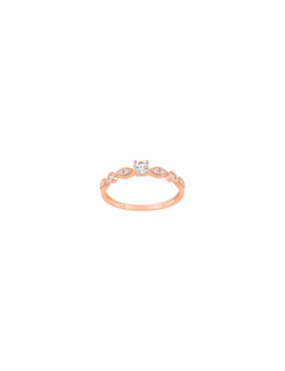 Bague en or rose et oxydes de zirconium