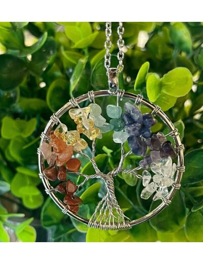 pendentif arbre de vie 7 chakras