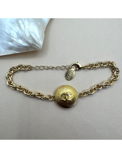 Bracelet upcyclé CHANEL