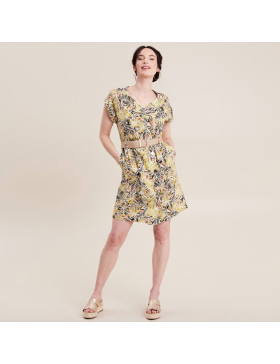Robe droite ceinturée