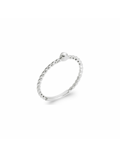 Bague en argent rhodié et oxydes de zirconium