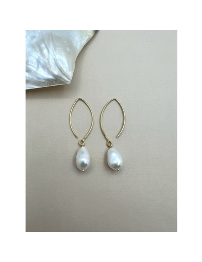 Boucles d'oreilles Indriya Keshi en vermeil et nacre