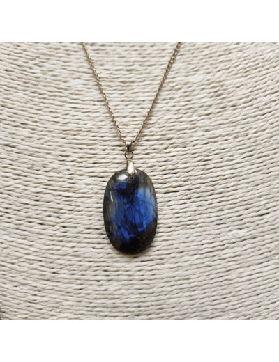 Pendentif labradorite madagascar bleue