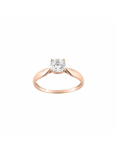 Solitaire en or rose et oxyde de zirconium