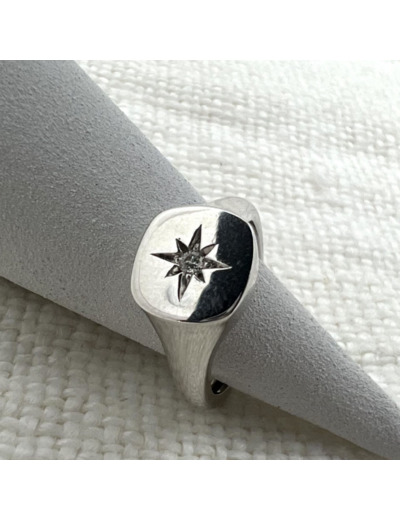 Chevalière en Or Rose avec comète diamant