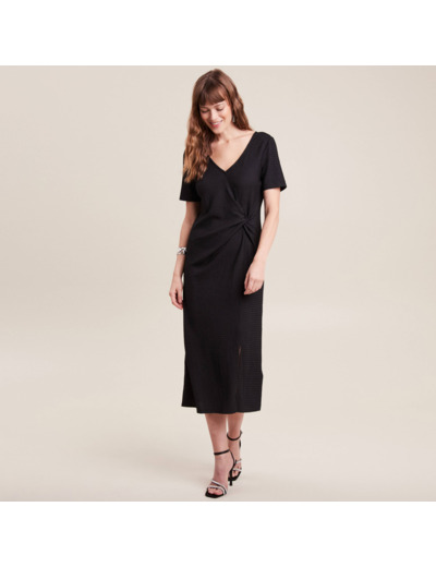 Robe midi moulante