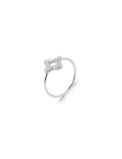 Bague en argent et oxydes de zirconium