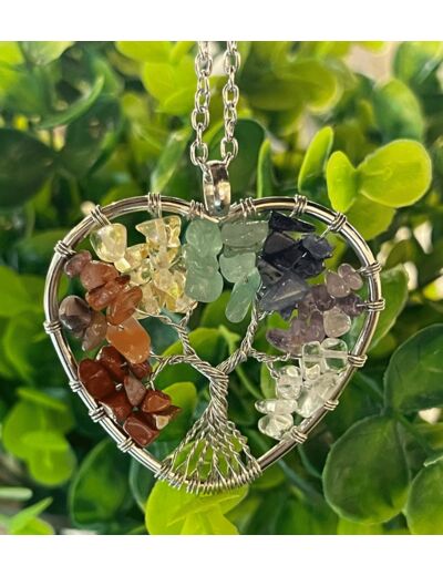 pendentif arbre de vie 7 chakras