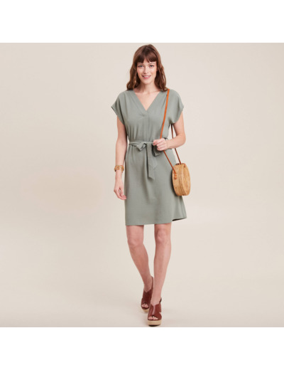 Robe droite col en V