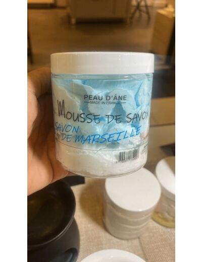 Mousse de savon savon de Marseille