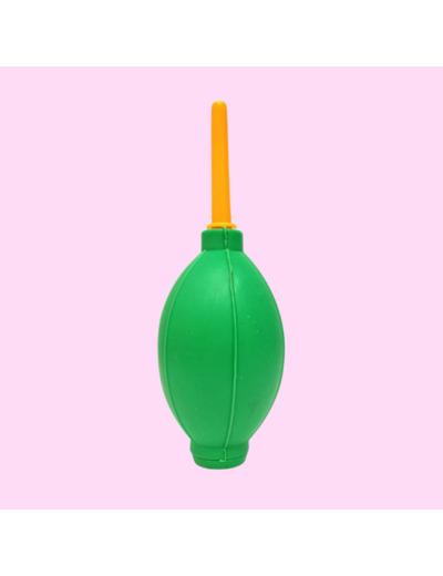 POIRE SECHE FAUX CILS