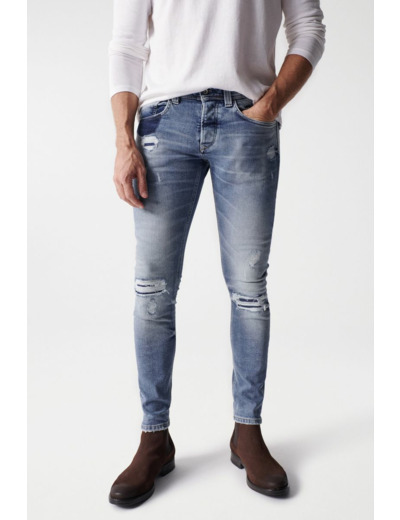 JEAN SKINNY AVEC DÉTAILS