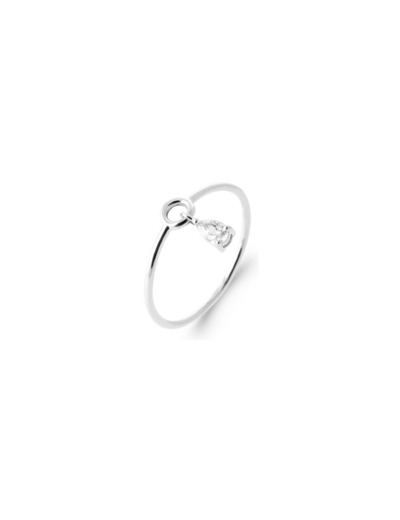 Bague en argent et oxydes de zirconium